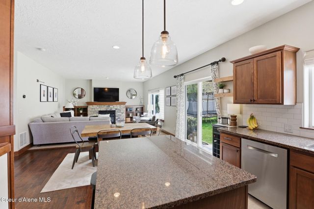 24920 E Bergamot Ct, Liberty Lake, WA 99019