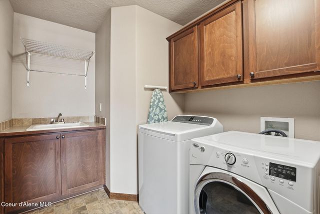 24920 E Bergamot Ct, Liberty Lake, WA 99019