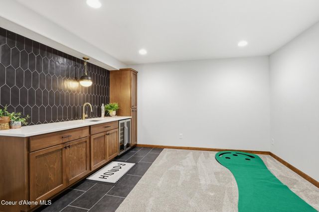 24920 E Bergamot Ct, Liberty Lake, WA 99019