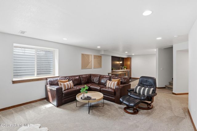 24920 E Bergamot Ct, Liberty Lake, WA 99019