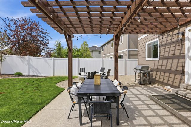 24920 E Bergamot Ct, Liberty Lake, WA 99019