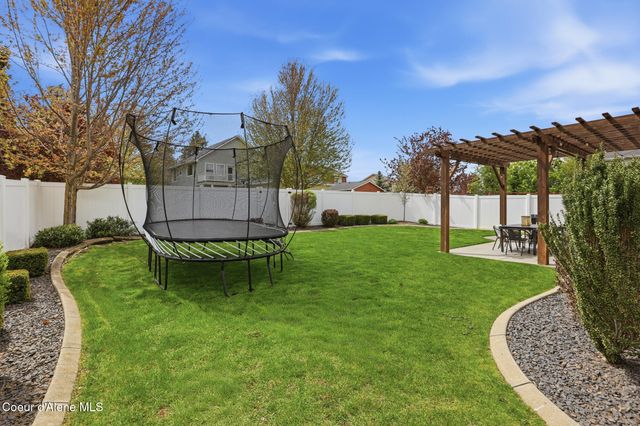 24920 E Bergamot Ct, Liberty Lake, WA 99019