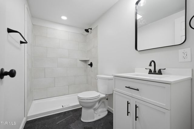 309 Heaton Street, Roan Mountain, TN 37687