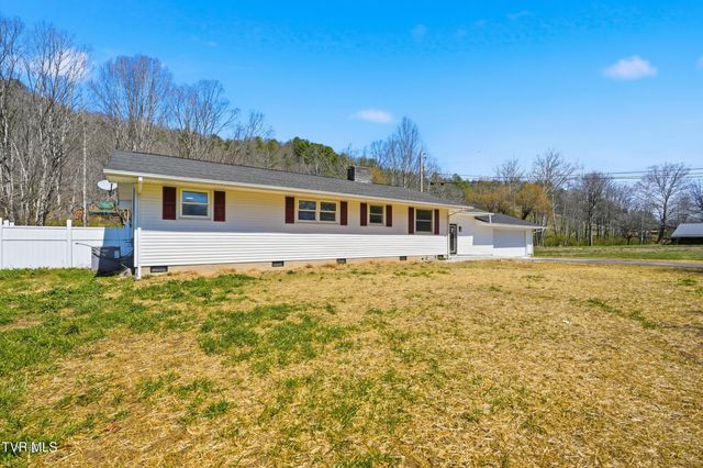 309 Heaton Street, Roan Mountain, TN 37687