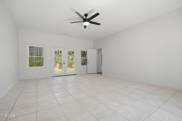 309 Heaton Street, Roan Mountain, TN 37687