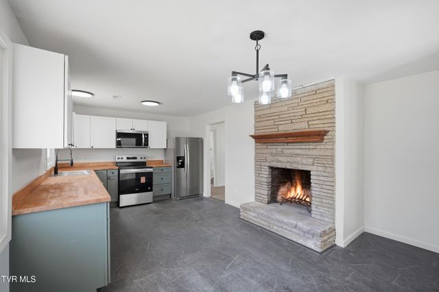 309 Heaton Street, Roan Mountain, TN 37687