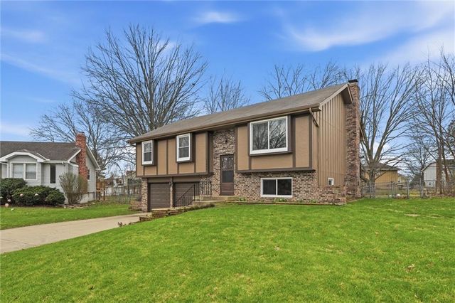 15909 W 153rd Street, Olathe, KS 66062