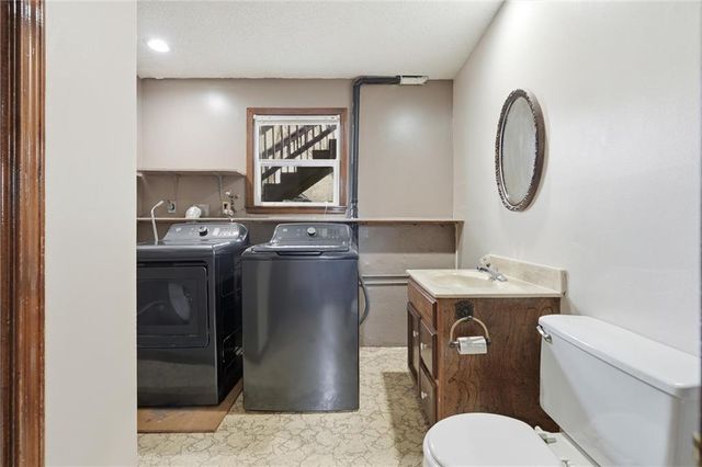 15909 W 153rd Street, Olathe, KS 66062