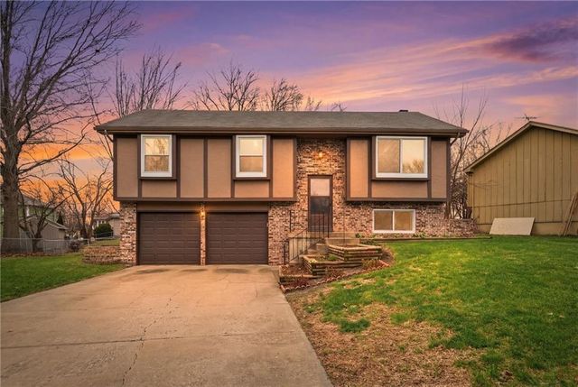 15909 W 153rd Street, Olathe, KS 66062