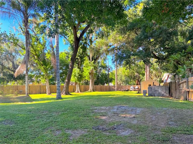 2254 BROADWAY STREET, Lakeland, FL 33801