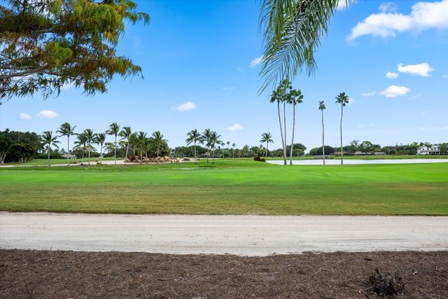 2104 Country Golf Drive, Wellington, FL 33414