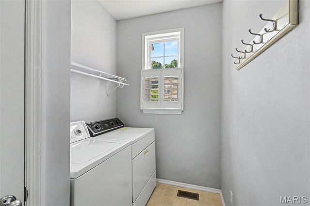 7445 Stream Valley Court, St Louis, MO 63129