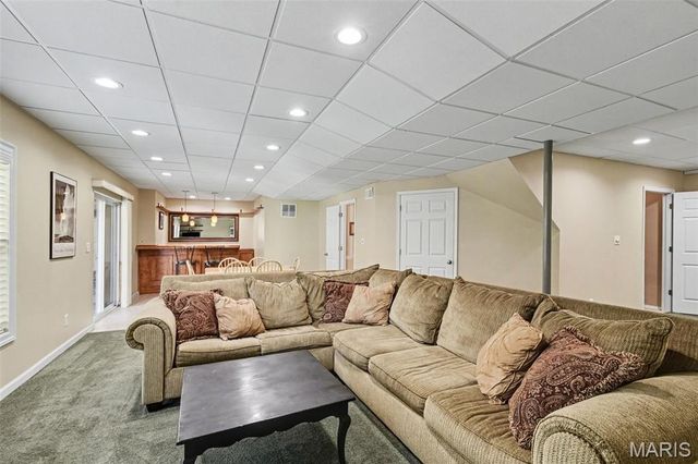 7445 Stream Valley Court, St Louis, MO 63129