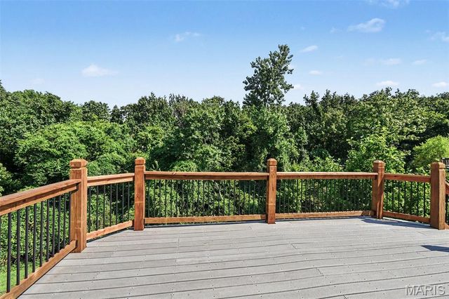 7445 Stream Valley Court, St Louis, MO 63129