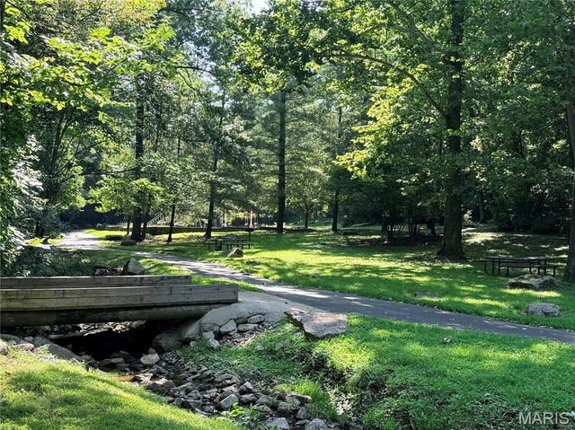 7445 Stream Valley Court, St Louis, MO 63129