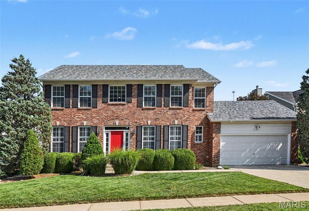 7445 Stream Valley Court, St Louis, MO 63129