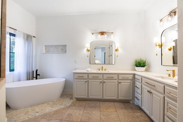 7037 Moregate Lane, Plano, TX 75024