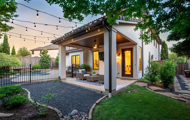 7037 Moregate Lane, Plano, TX 75024