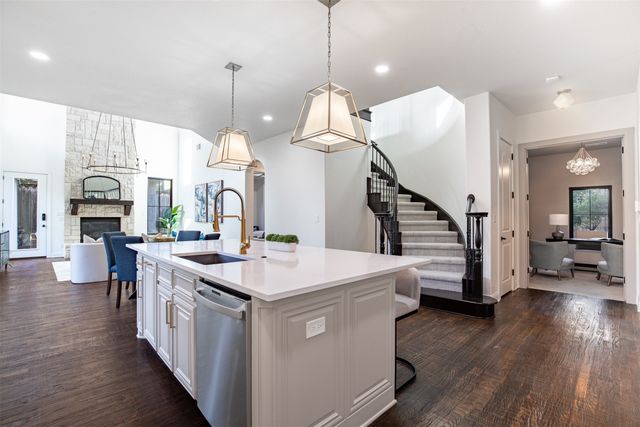 7037 Moregate Lane, Plano, TX 75024