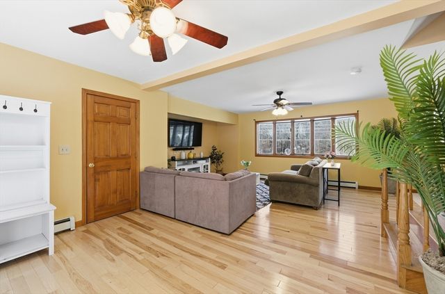 277 Baldwinville Rd, Templeton, MA 01468