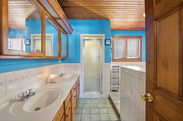 277 Baldwinville Rd, Templeton, MA 01468