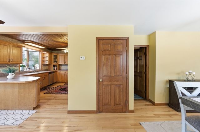 277 Baldwinville Rd, Templeton, MA 01468