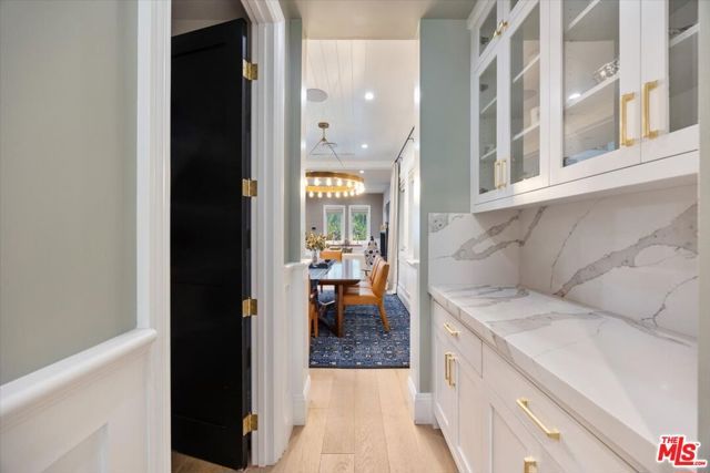 4225 Alcove Avenue, Studio City (los Angeles), CA 91604