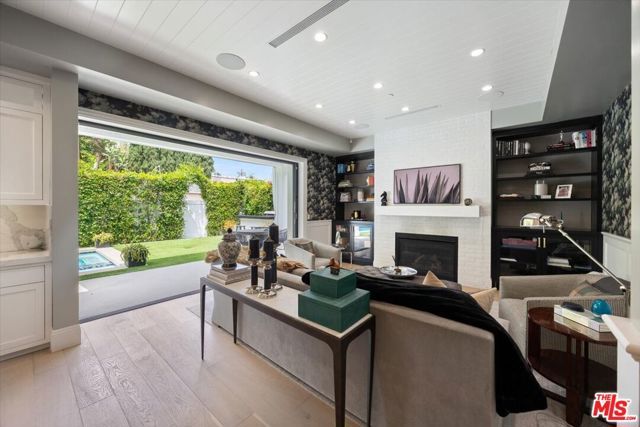 4225 Alcove Avenue, Studio City (los Angeles), CA 91604