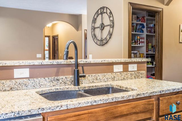 7100 E Archstone St Street, Sioux Falls, SD 57110