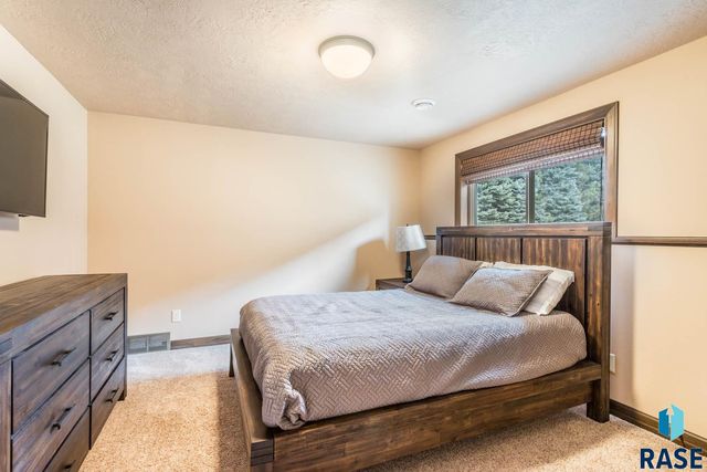 7100 E Archstone St Street, Sioux Falls, SD 57110