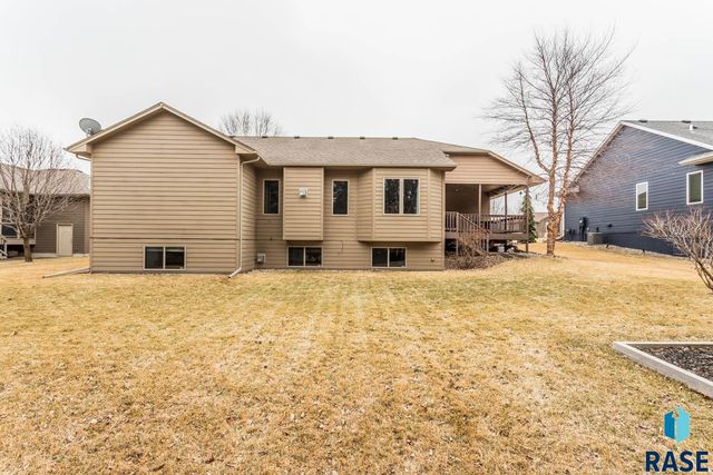 7100 E Archstone St Street, Sioux Falls, SD 57110