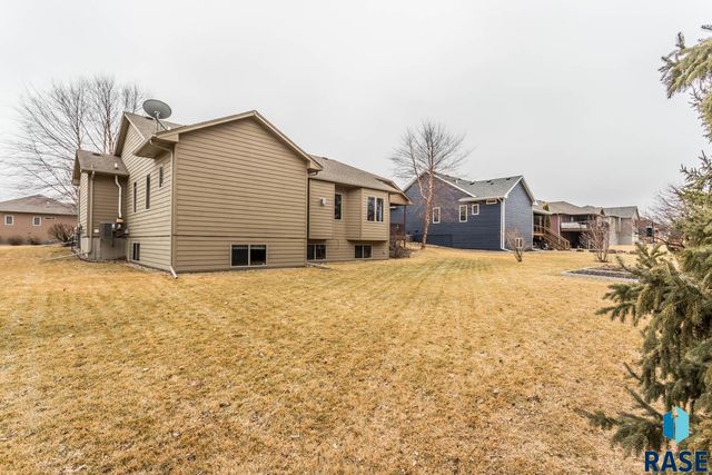 7100 E Archstone St Street, Sioux Falls, SD 57110
