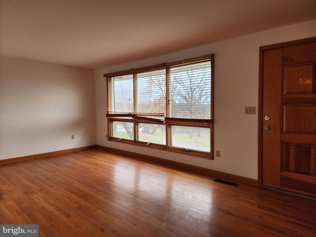 157 SHADY LN, Ridgeley, WV 26753