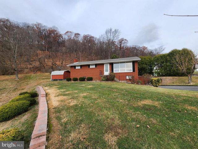 157 SHADY LN, Ridgeley, WV 26753