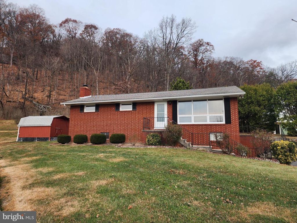 157 SHADY LN, Ridgeley, WV 26753