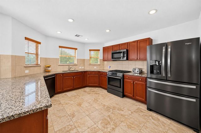 2627 White Bluff Lane, Houston, TX 77038