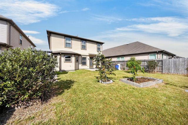 2627 White Bluff Lane, Houston, TX 77038