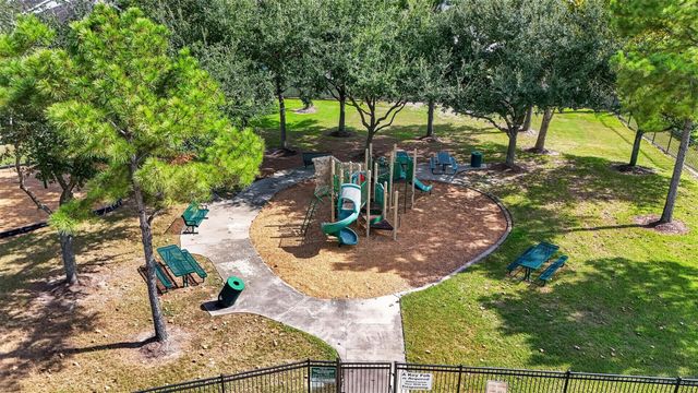 2627 White Bluff Lane, Houston, TX 77038