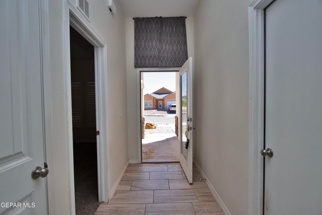 285 PENBRIDGE Place, El Paso, TX 79928