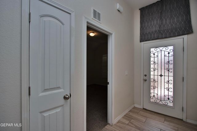 285 PENBRIDGE Place, El Paso, TX 79928