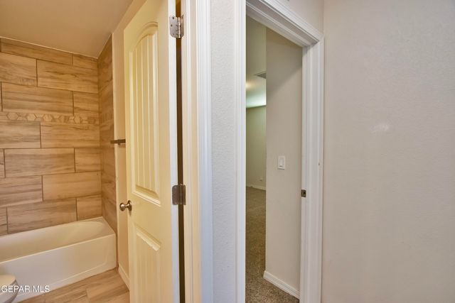 285 PENBRIDGE Place, El Paso, TX 79928