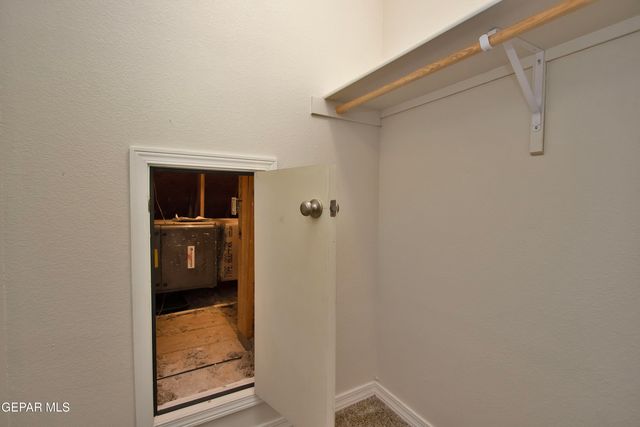 285 PENBRIDGE Place, El Paso, TX 79928