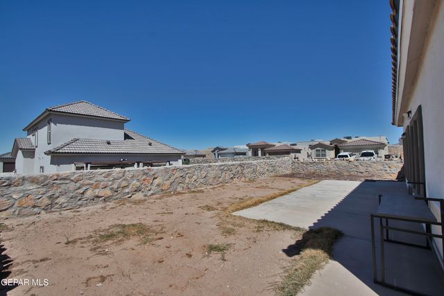 285 PENBRIDGE Place, El Paso, TX 79928