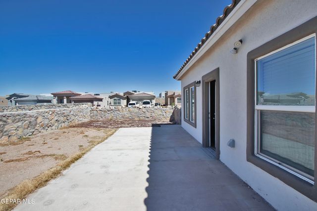 285 PENBRIDGE Place, El Paso, TX 79928