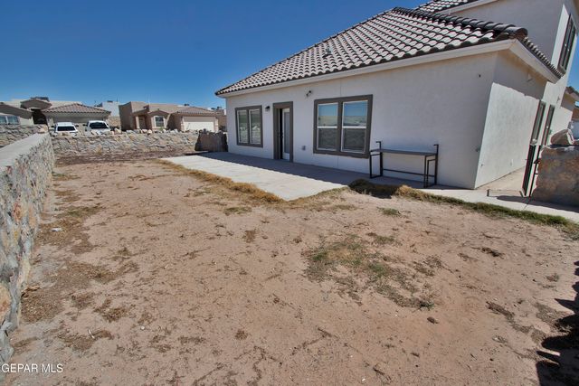 285 PENBRIDGE Place, El Paso, TX 79928