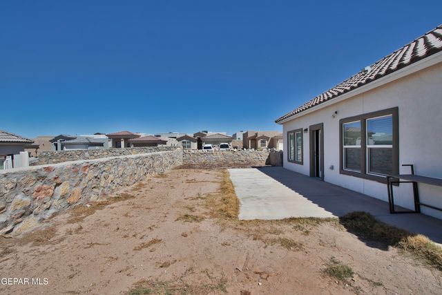 285 PENBRIDGE Place, El Paso, TX 79928