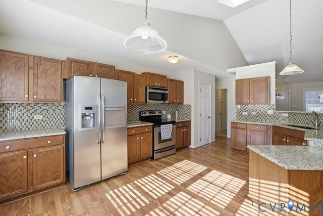 8707 Rockcrest Ct, Richmond, VA 23235