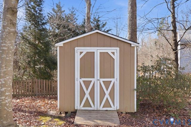 8707 Rockcrest Ct, Richmond, VA 23235