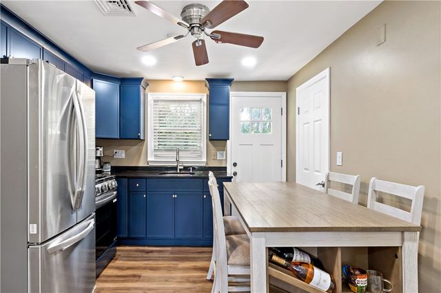 201 Reservoir Avenue, Lincoln, RI 02865