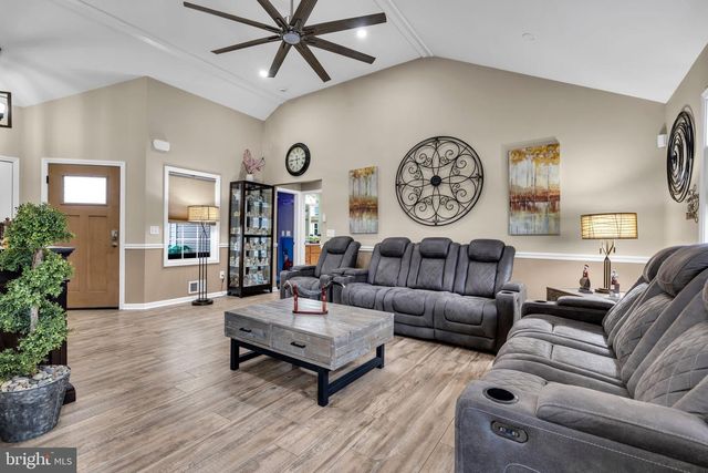 496 LIGHTHOUSE DRIVE, Manahawkin, NJ 08050